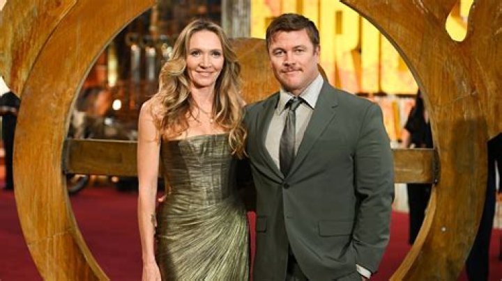 Who Is Stephen Amell's Wife? Meet Cassandra Jean